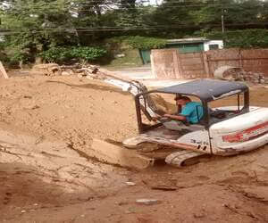 Locação de Mini Escavadeira Barueri da Juarez Terraplenagem